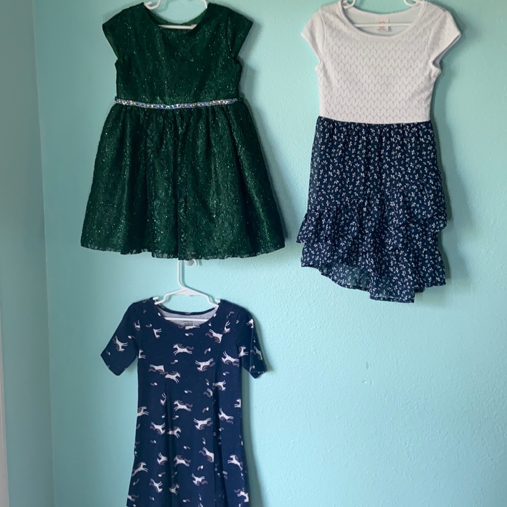 Size 5 girls dresses emerald green & blue/white